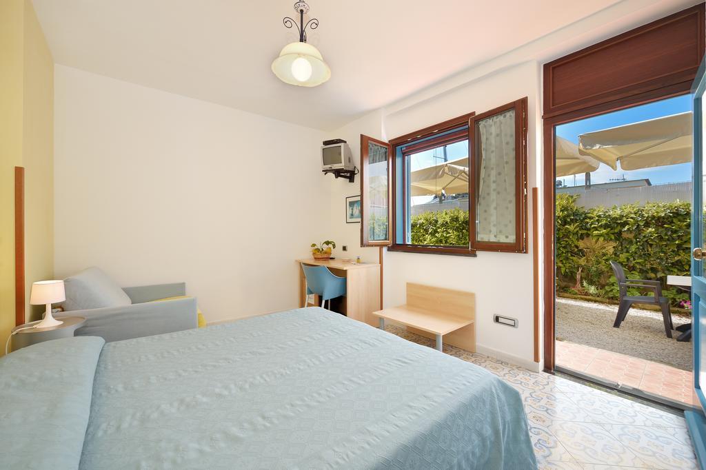 La Capannina Bed & Breakfast Procida Room photo