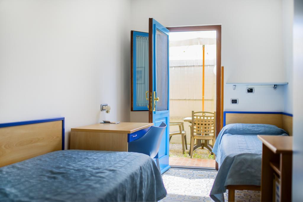 La Capannina Bed & Breakfast Procida Room photo